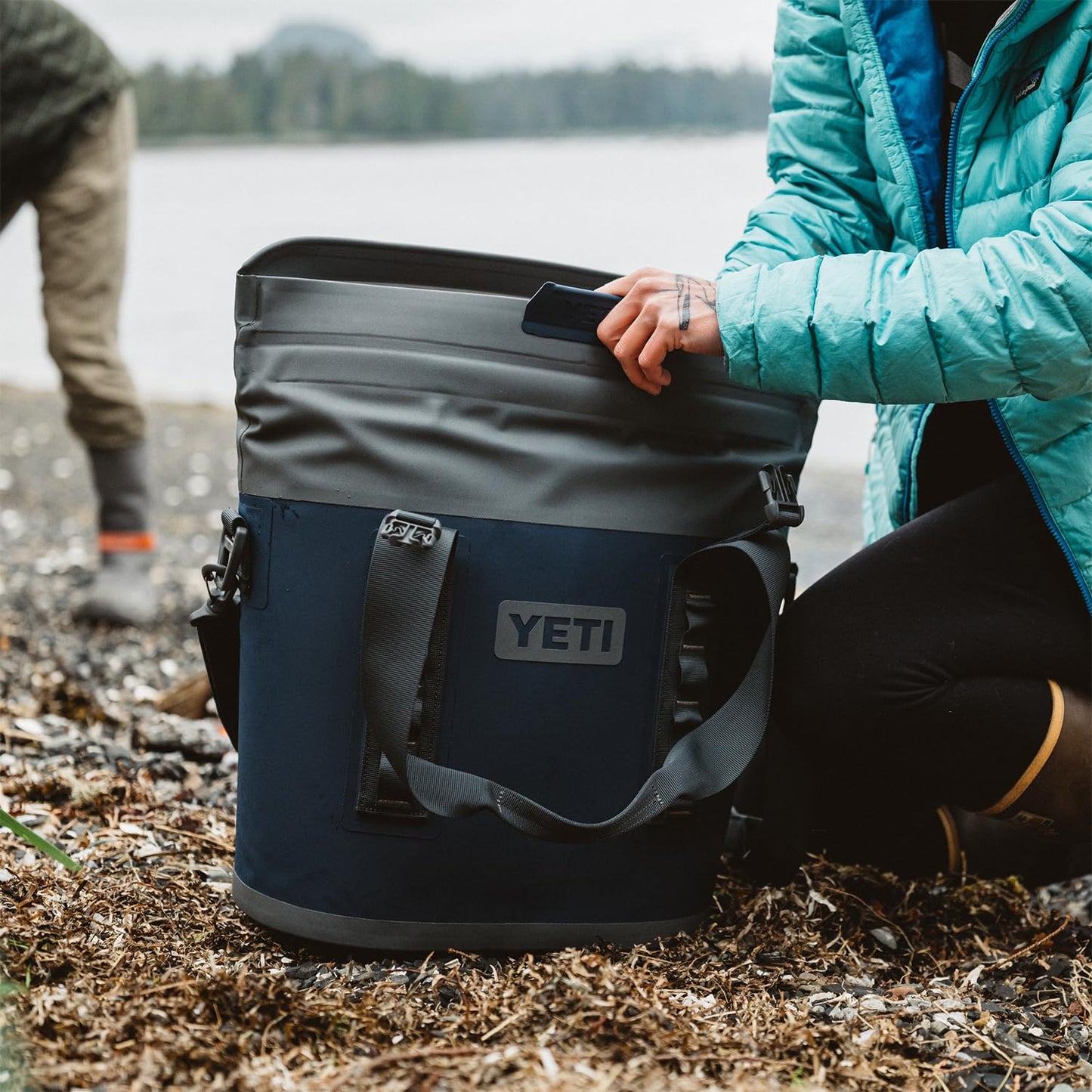 YETI Hopper M15 Portable Soft Cooler with MagShield Access, Navy